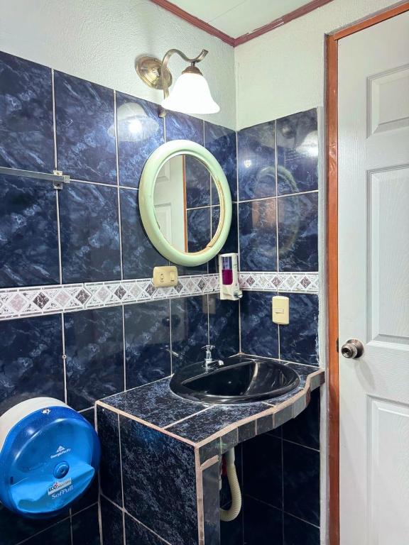 Koupelna v ubytování Hotel El Chaman
