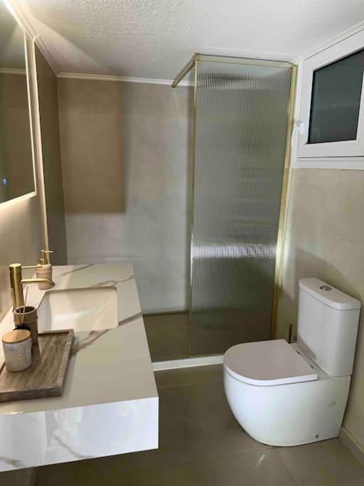 Bagno di Linear Flat - City Center - Private Parking