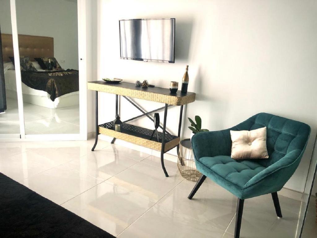 Posezení v ubytování Luxury Bahia Sea Views By Deihu Experiences
