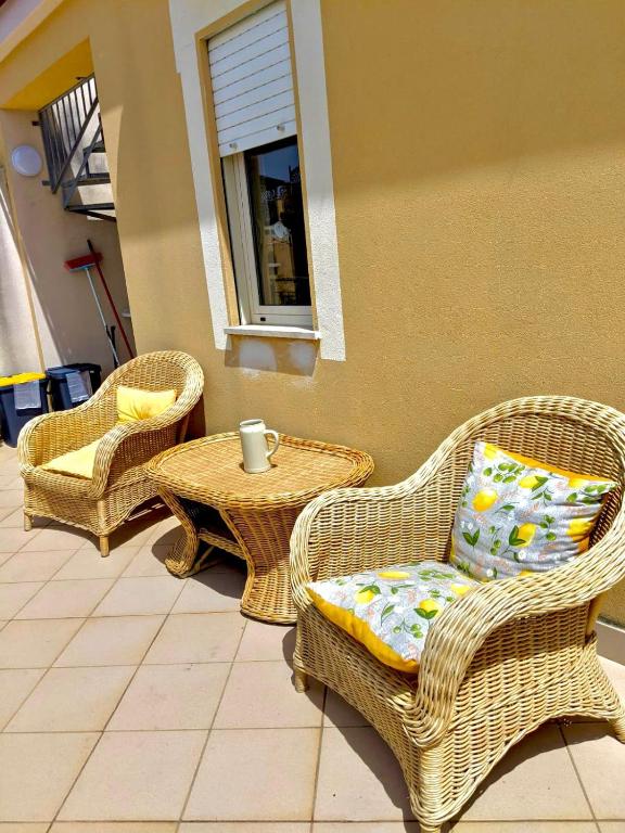Posezení v ubytování Apartment Difesa Pizzo