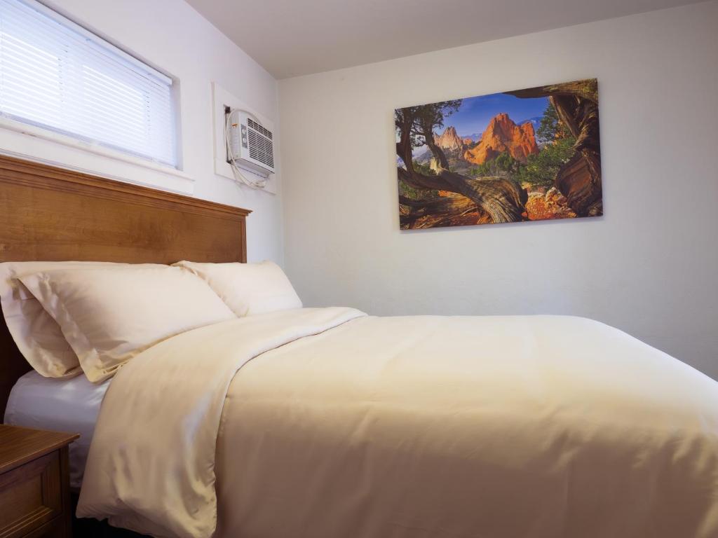 Postel nebo postele na pokoji v ubytování RAD Hostel