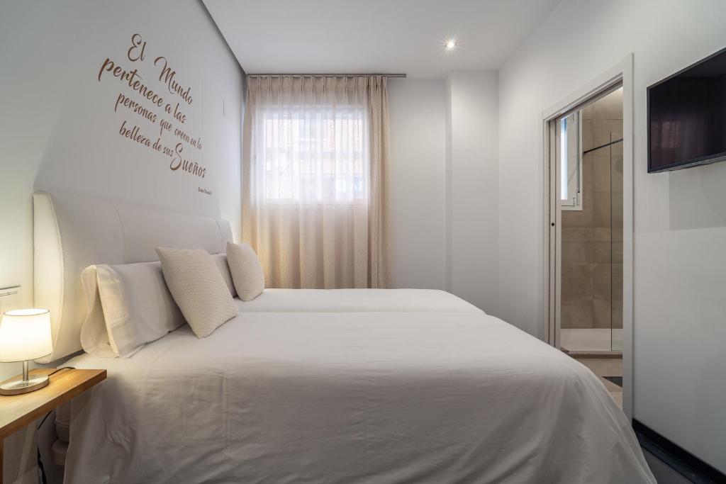 CMDreams Gold- Apartamentos turísticos con ruinas romanas en el centro de Mérida - 10