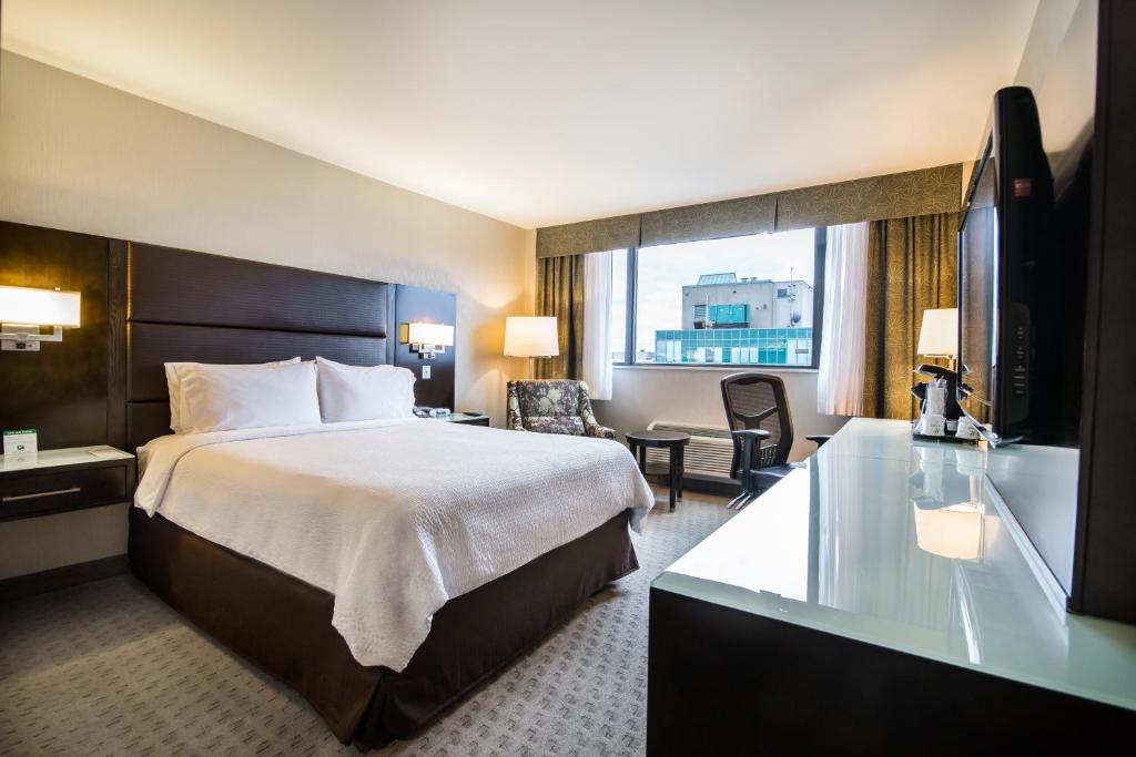 Travel Proud Sustainability certification Holiday Inn Vancouver-Centre Broadway by IHG - Habitación Estándar Con Cama Queen