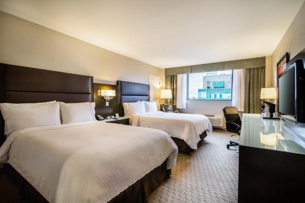 Travel Proud Sustainability certification Holiday Inn Vancouver-Centre Broadway by IHG - Habitación Doble Estándar Con Dos Camas Dobles