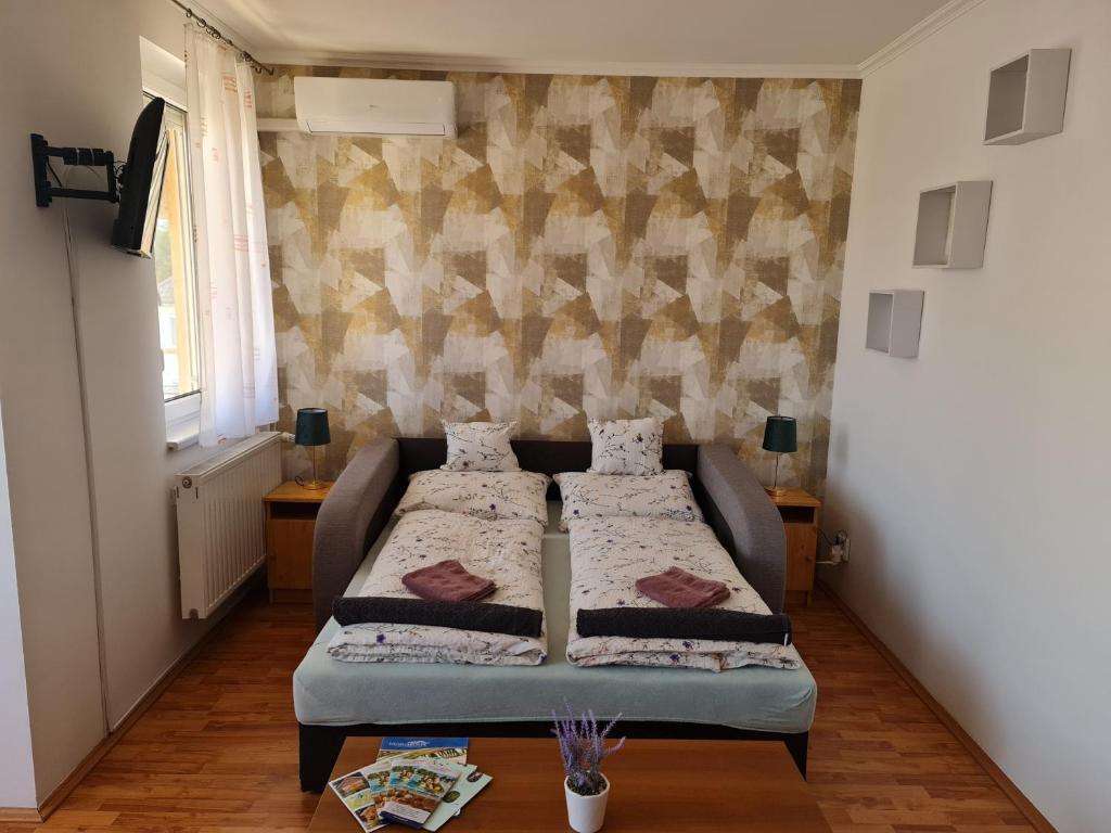 Fischer Apartman 3 4200 Hajdúszoboszló, Major utca 57 B 2.emelet 8 kép - 1
