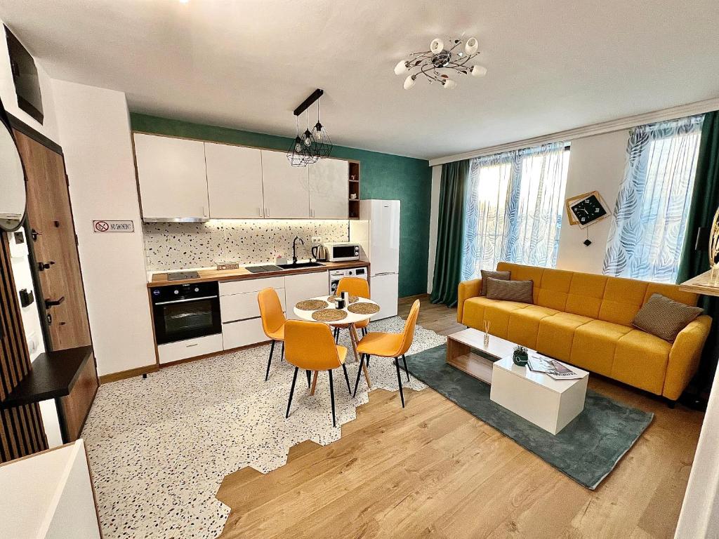Stracciatella Homes Apartment