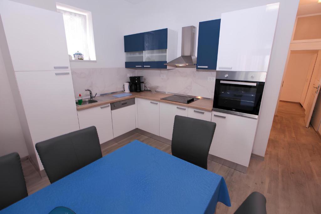 Kuchyňa alebo kuchynka v ubytovaní Accommodation Ventus