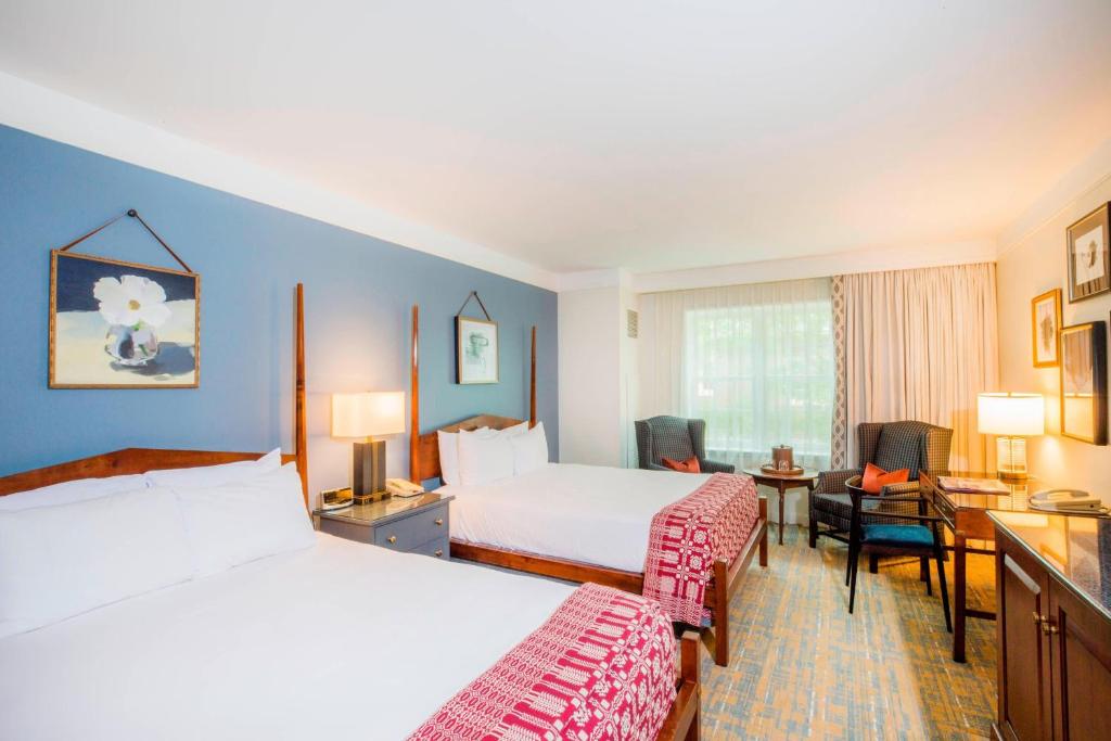 Williamsburg Lodge, Autograph Collection - 
