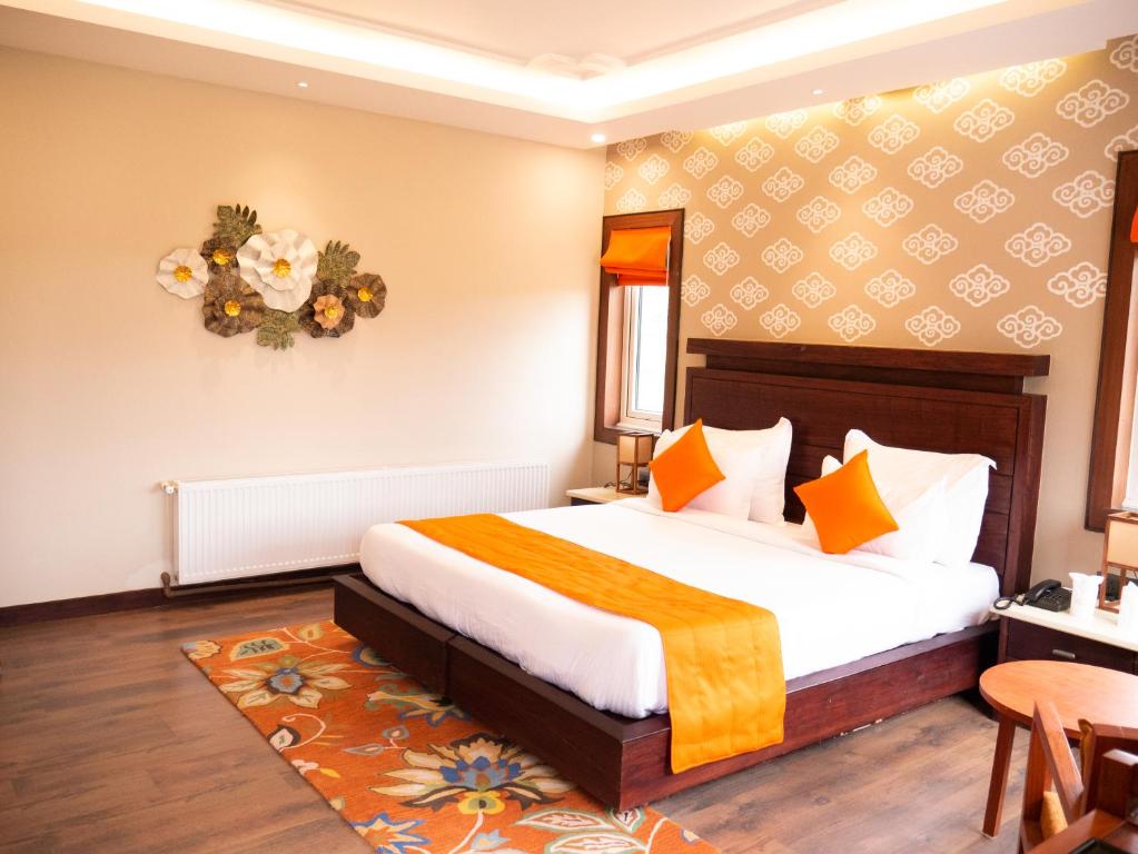 Postel nebo postele na pokoji v ubytování ANGKASA LADAKH RESORT