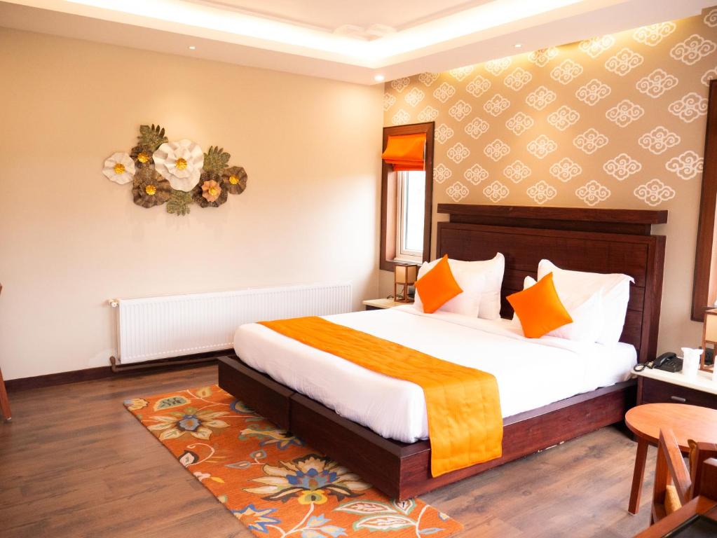 Postel nebo postele na pokoji v ubytování ANGKASA LADAKH RESORT