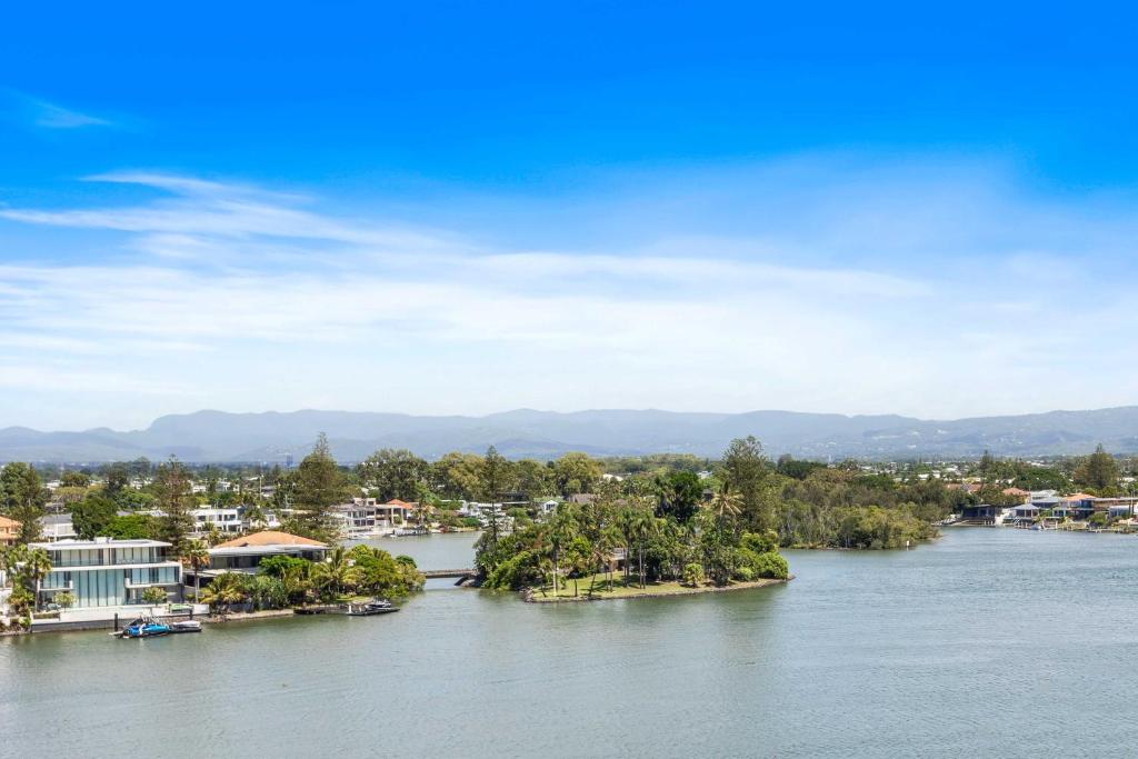 Peninsular Gold Coast - Resim 13