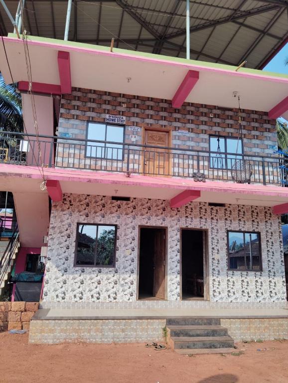 Gallery image of D'Souza Rooms in Māvalli