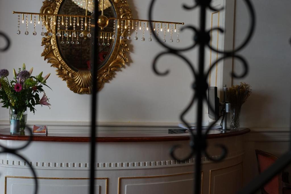 De Gulden Waagen - Resim 19