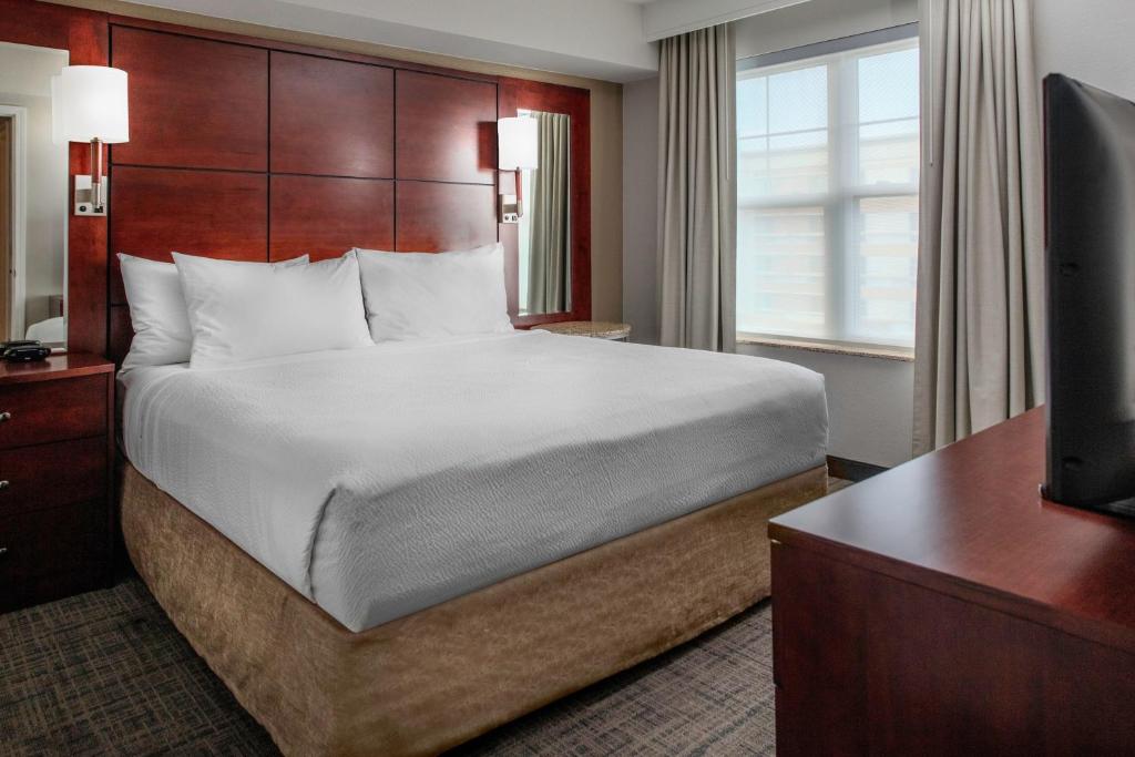 Residence Inn by Marriott Yonkers Westchester County - Suite De Dos Dormitorios Con Cama Con Sofá