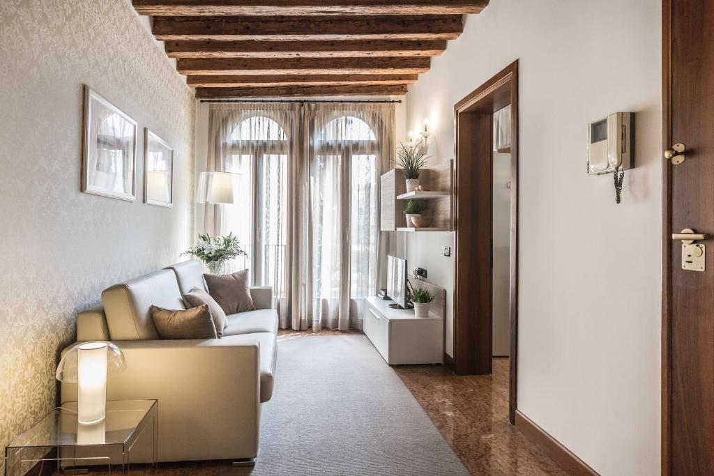 Гостиная зона в Ca' Del Monastero 5 Collection Cosy Apartment for 4 Guests
