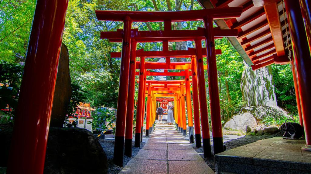 Zahrada ubytování Toyoko Inn Atami Ekimae