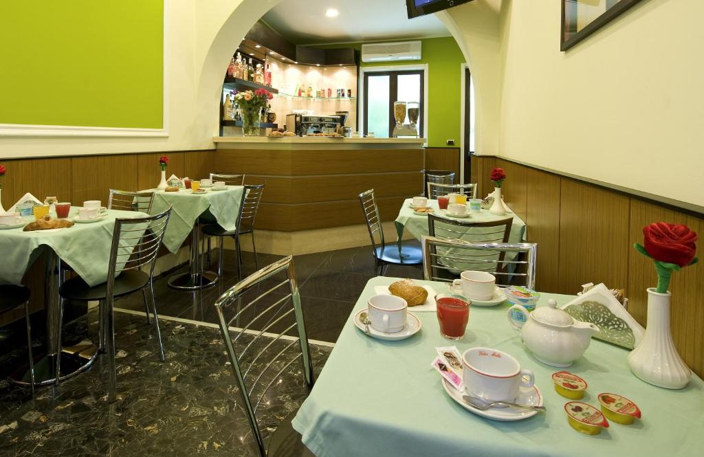 Hotel Sabatino Milan - Resim 23