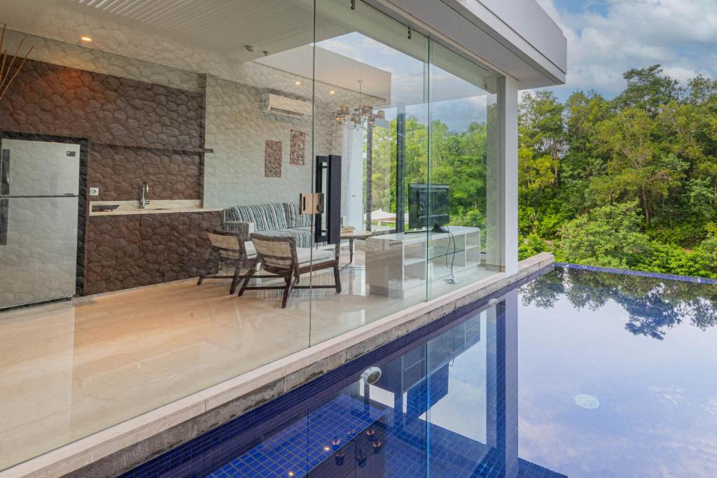 Bazén v ubytování The Sterling Villas nebo v jeho okolí
