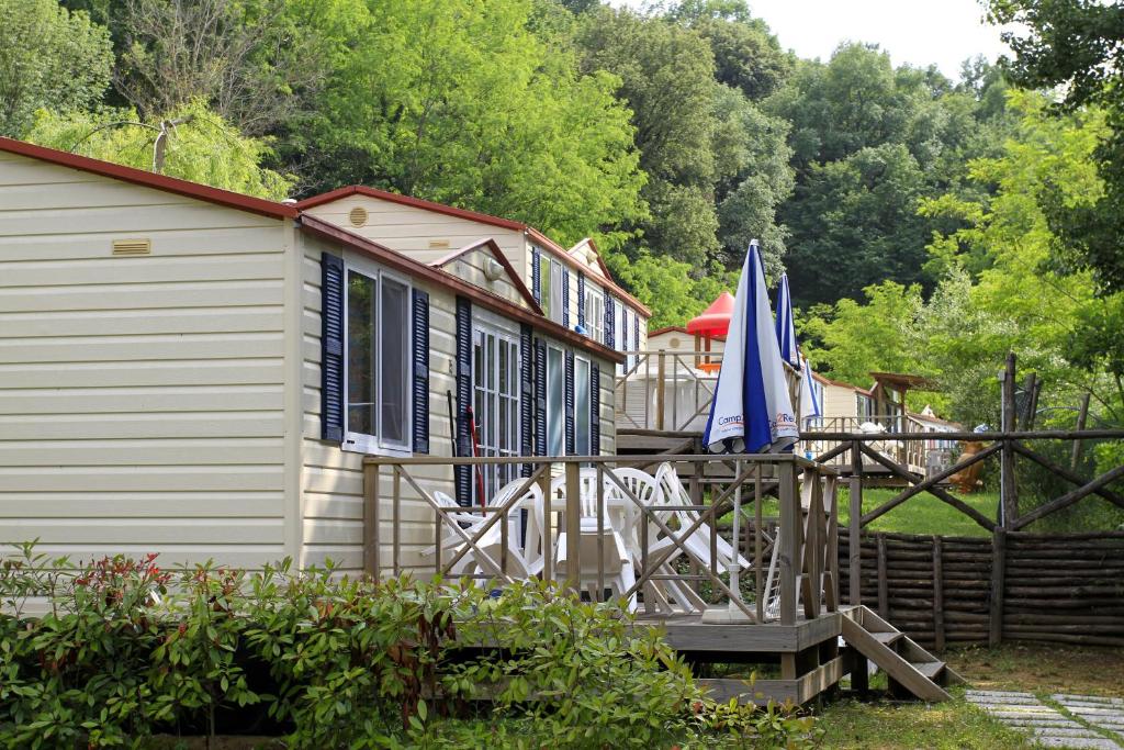 Vonkajšia záhrada v ubytovaní Camping Il Boschetto Di Piemma
