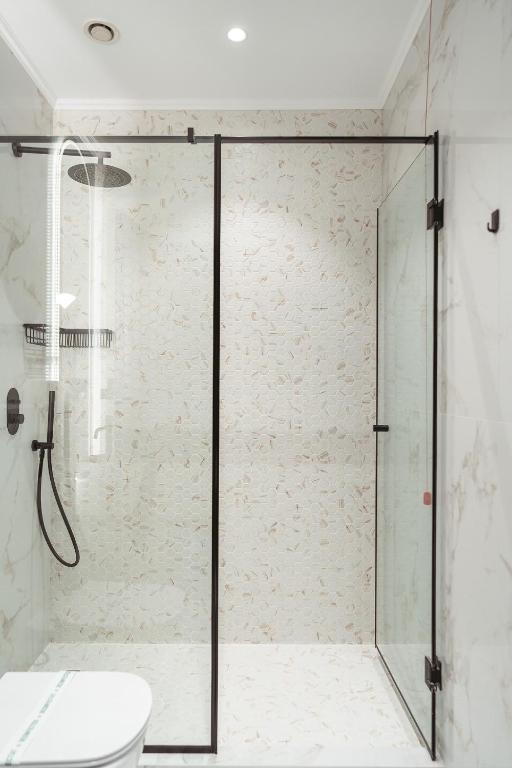 Astoria Grand Hotel - Resim 7