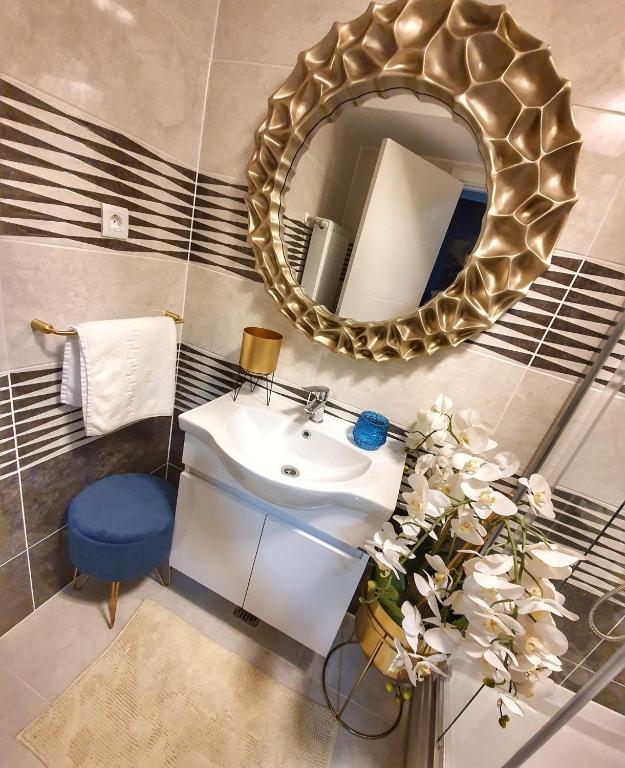 Portobella Airport Aparthotel - Self Check in - Studio