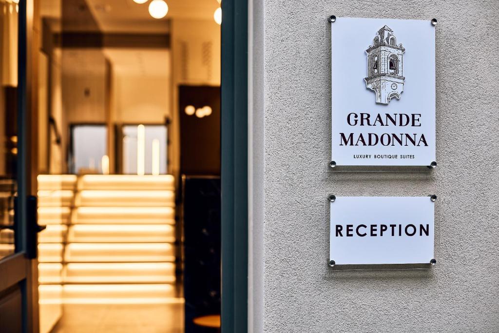 Grande Madonna Luxury Boutique Suites - 16