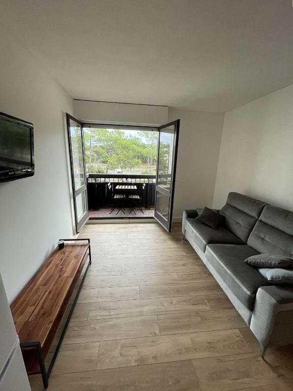 Fotografie z fotogalerie ubytování Ref 550 Seignosse Océan, joli Studio rénové de 21m pour 2 personnes proche plage et centre v destinaci Seignosse