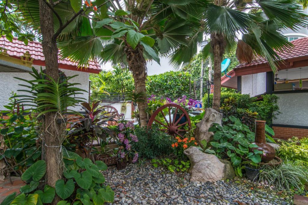 Stable Lodge - SHA Certified - Resim 38