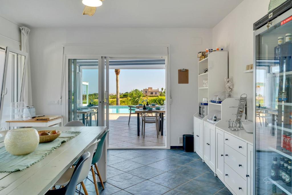 Kuchyň nebo kuchyňský kout v ubytování Casa la Naranja Boutique B&B