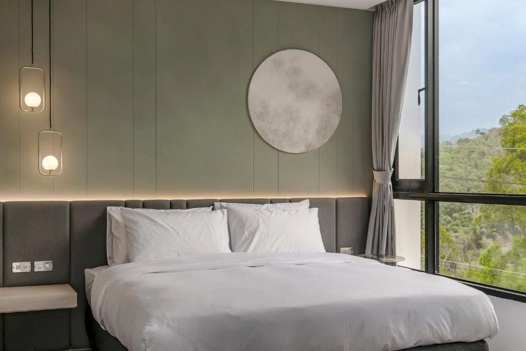 Postel nebo postele na pokoji v ubytování Moda & the Moon B&B