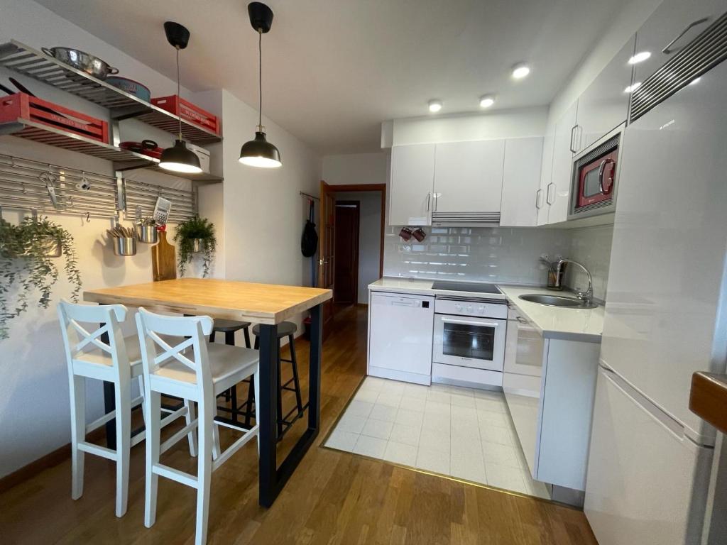 Η κουζίνα ή μικρή κουζίνα στο Apartamento Alba4