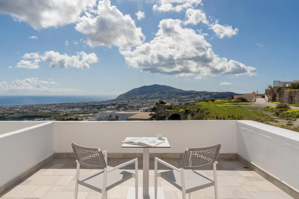 Santorini Palace - 11