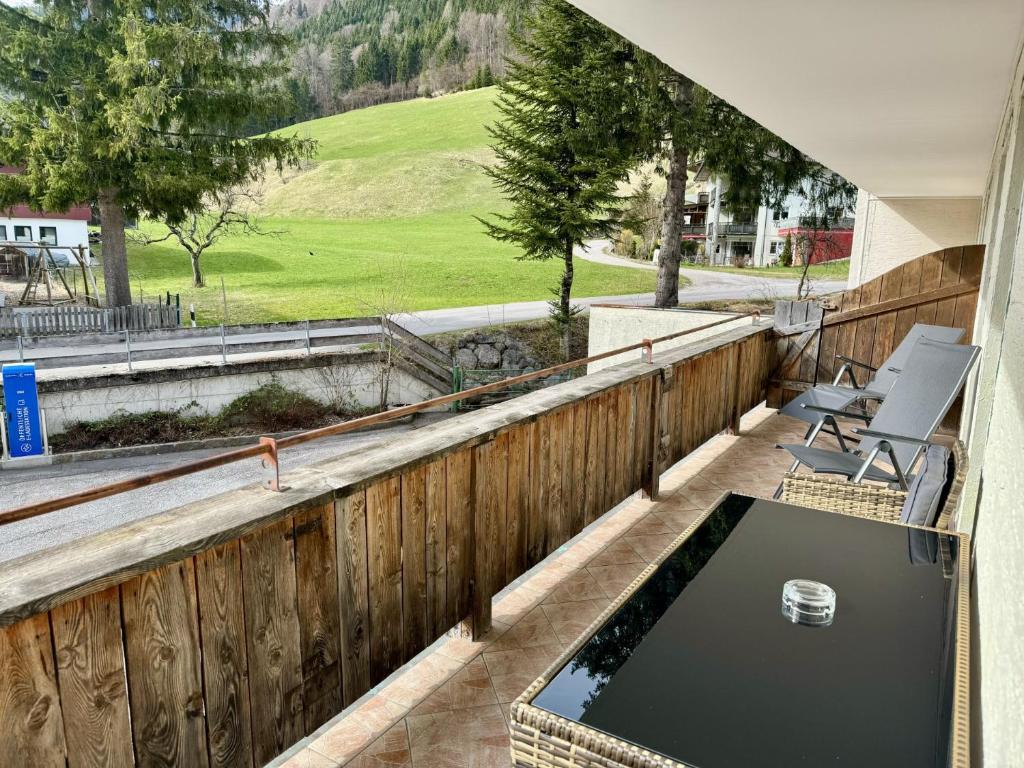 Balkón alebo terasa v ubytovaní Alpenlodge, Ferienwohnung 3