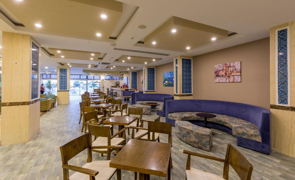 Posezení v ubytování Holiday Garden Resort- Ultra All İnclusive