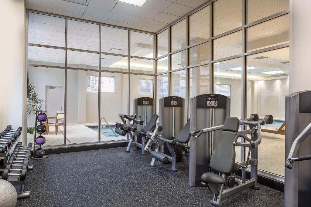 Fitness centrum a/nebo fitness zařízení v ubytování Hyatt Centric Midtown Atlanta