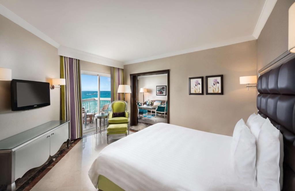 Hilton Alexandria Corniche Hotel - Suite King Con Vista Panorámica Al Mar