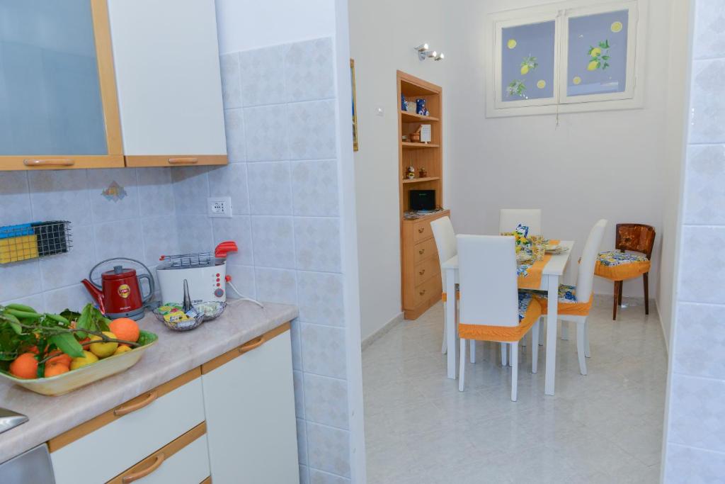 Kuchyň nebo kuchyňský kout v ubytování Casa Natalia