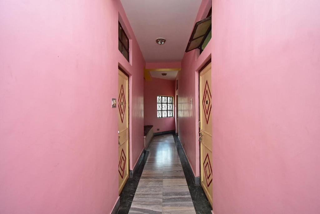 Gallery image of Super OYO Flagship 40648 Deep Residency in Durgāpur