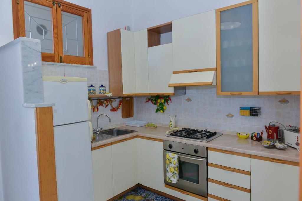 Kuchyň nebo kuchyňský kout v ubytování Casa Natalia