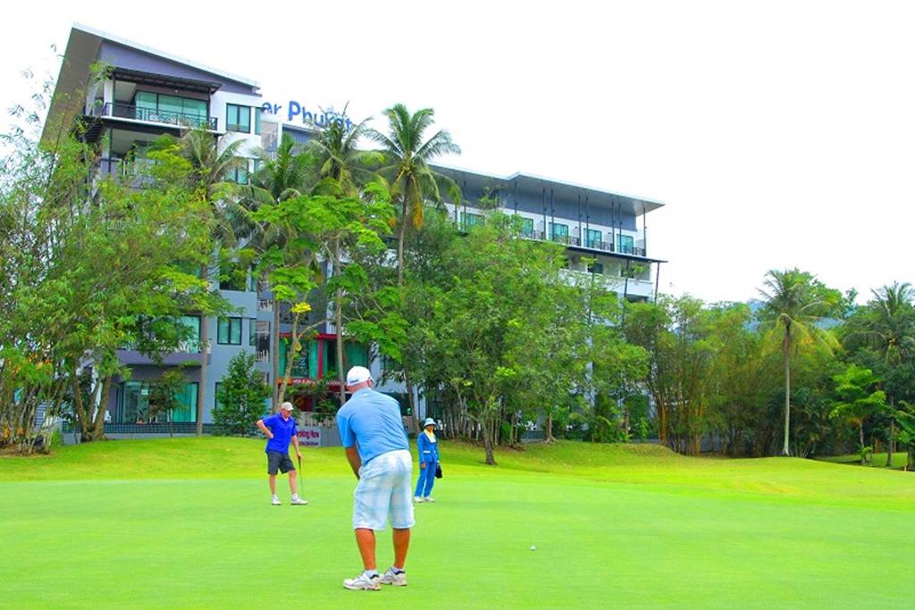 Hosté ubytování The Par Phuket SHA Plus