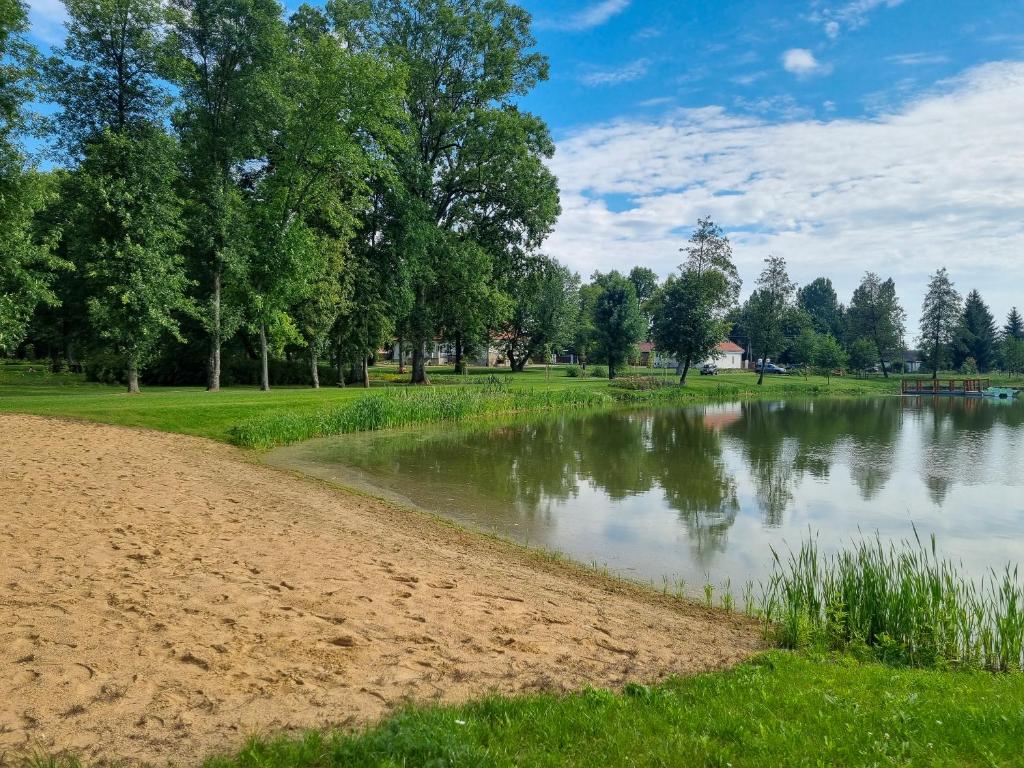 Příroda nedaleko penzionu – hostince