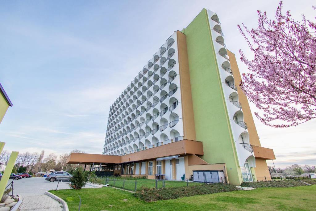 Budova, v ktorej sa apartmán nachádza