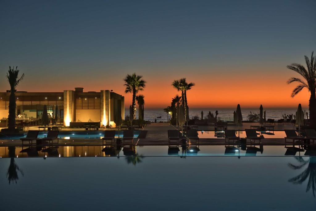 Bazén v ubytování Hilton Taghazout Bay Beach Resort & Spa nebo v jeho okolí