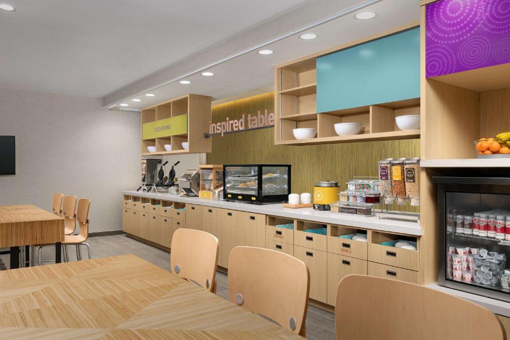 Kuchyň nebo kuchyňský kout v ubytování Home2 Suites By Hilton Abilene Southwest