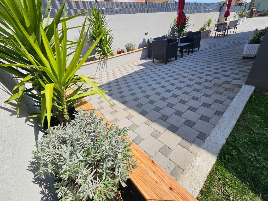 Apartments Anamarija - 8