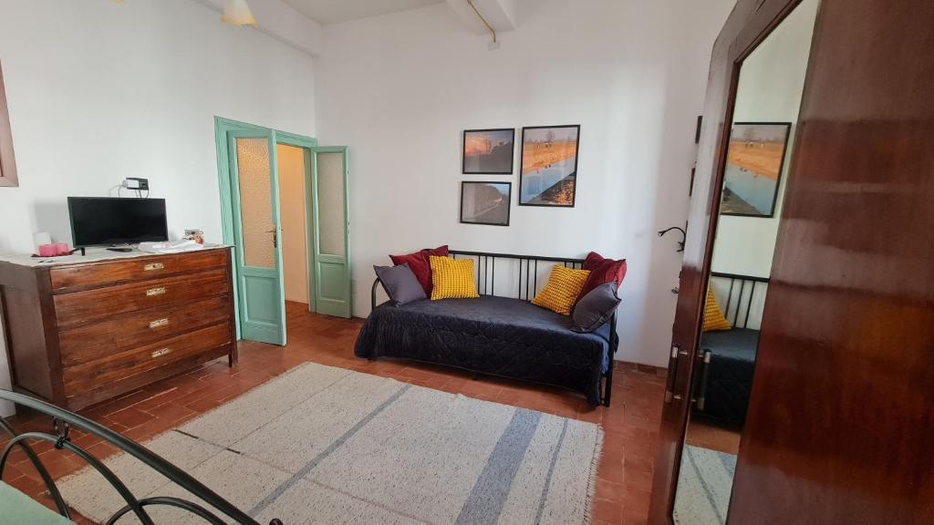 TV a/nebo společenská místnost v ubytování Casa delle rondini