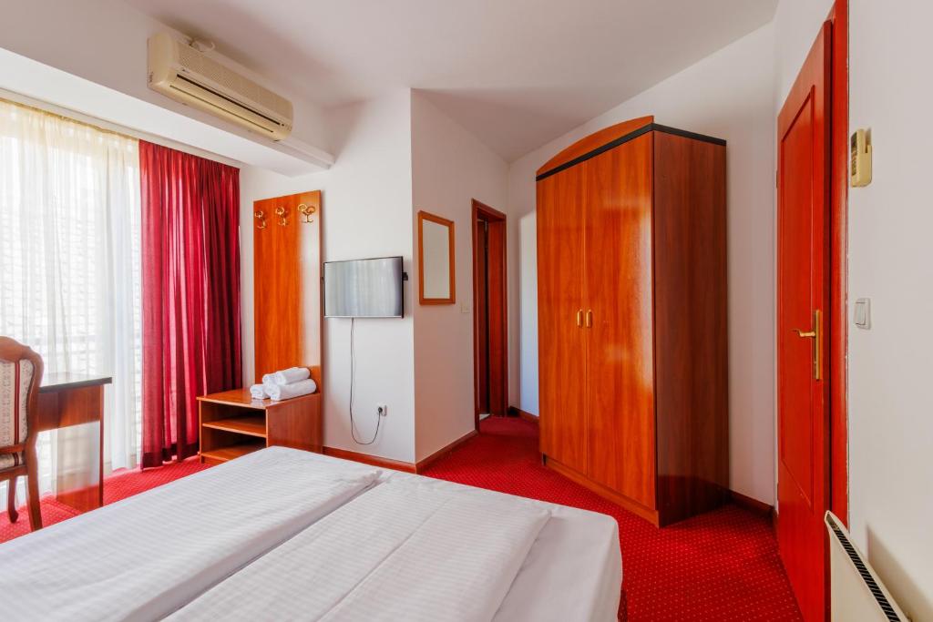 Pansion Strossmayer - 13