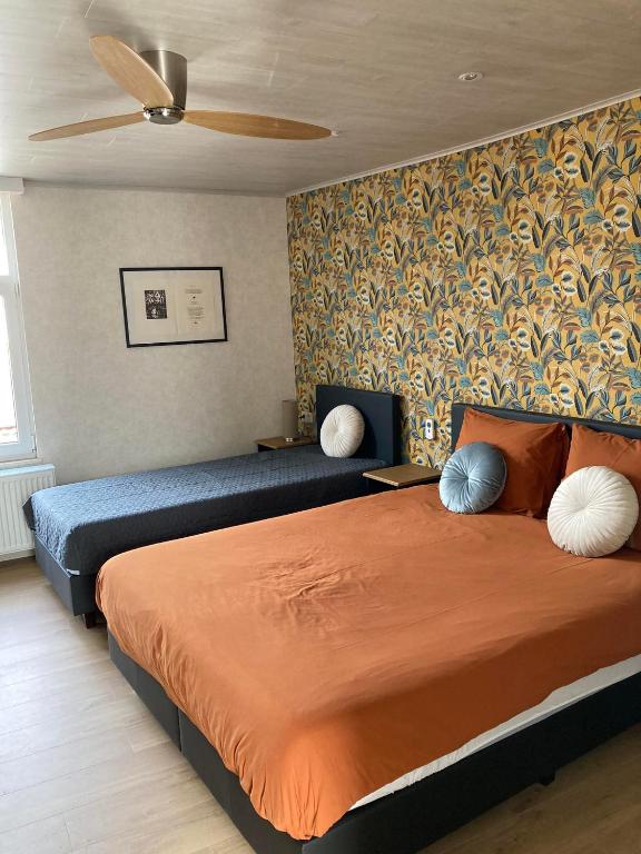 Bobs Bnb - Family Room With Private Bathroom