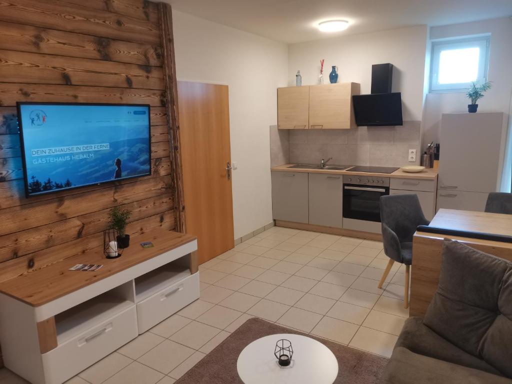 Kuchyň nebo kuchyňský kout v ubytování Ferienwohnungen Hebalm
