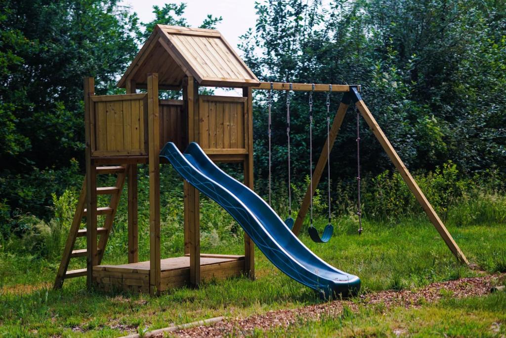 Herní místnost nebo prostor pro děti v ubytování Prullenbos Tiny Nutz Nest